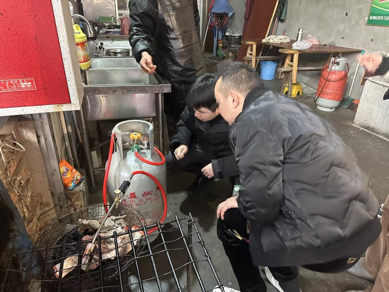�ϳ�Ƭ����չ����ǰ�徲��������1(1).png